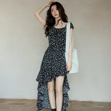 黒いリネンの長袖フラワープリントワンピース【ハイネック・ラッフルデザイン】