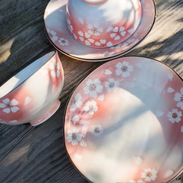 美濃焼の桜柄和風ボウル＆プレート【釉下彩・ギフト用】
