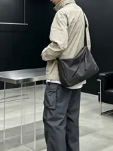 大容量 通勤向けナイロン防水トートバッグ【ミニマルデザイン・男性用・斜め掛け可】