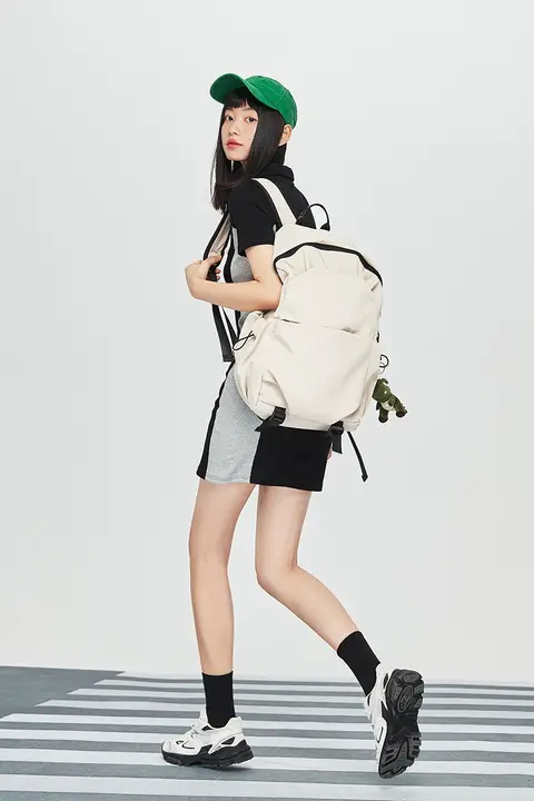 アウトドア用リュックサック【男女兼用・軽量・通勤・大学生向け・登山対応】