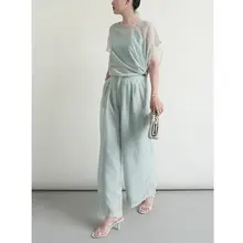 夏の女性用ファッション【独特デザイン・青いトップス・ワイドパンツ・登場】（セットアップ対応）