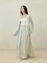 腰部分けの細かいプリーツAラインスカート
