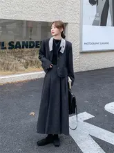 上品なグレーのツイード風ハイネックセットアップ【秋用・女性用・トレンドスタイル】（セットアップ対応）