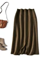 軽やかな素材のウールハーフスカート【立体カット・オフィススタイル】
（セットアップ対応）