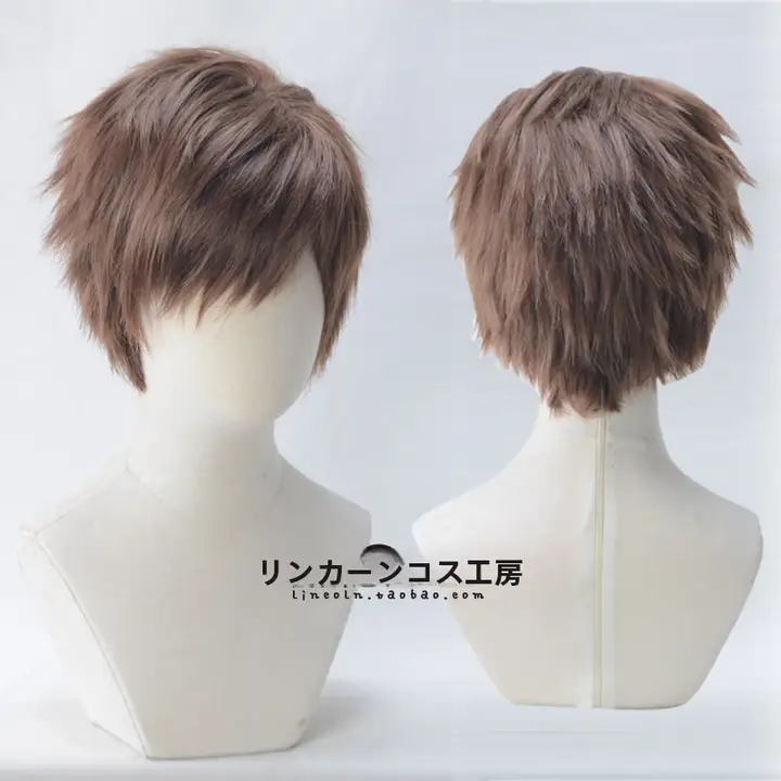 暖棕の層状ショートヘアのコスプレウィッグ【男女兼用・リアルな質感】