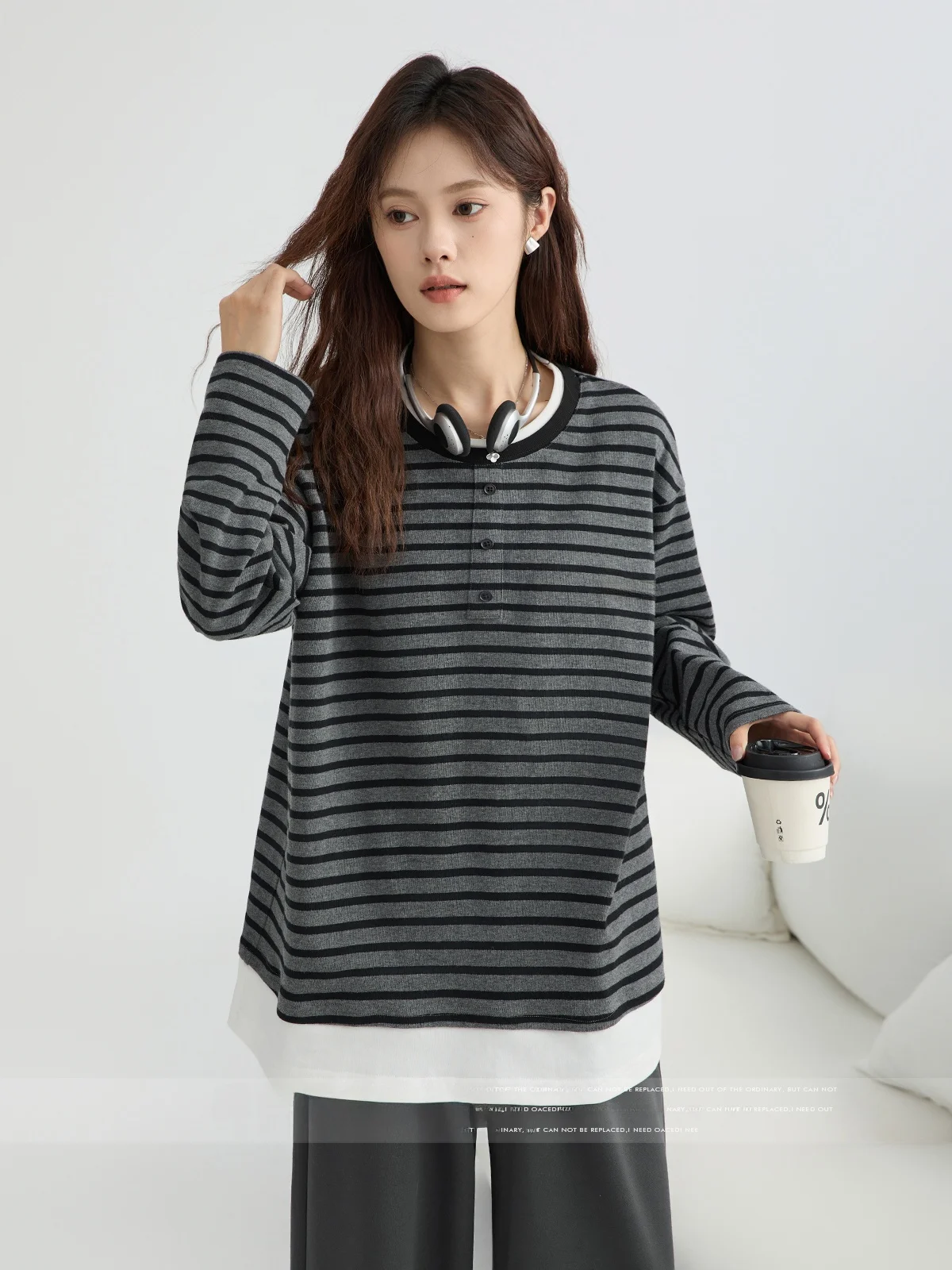 「tシャツ ロンt 重ね着 ダサい」という悩み、どうやって解決する？