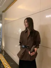レトロなデザインのカジュアルシャツ【秋用・ゆったりシルエット・長袖】