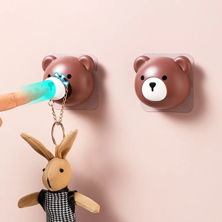 12月の壁面に「かわいい」をどう入れる？クマのフックが冬のインテリアを彩る理由