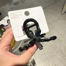 クリスタルリボンデザインの中型シュシュ【韓国スタイル・後頭部用】