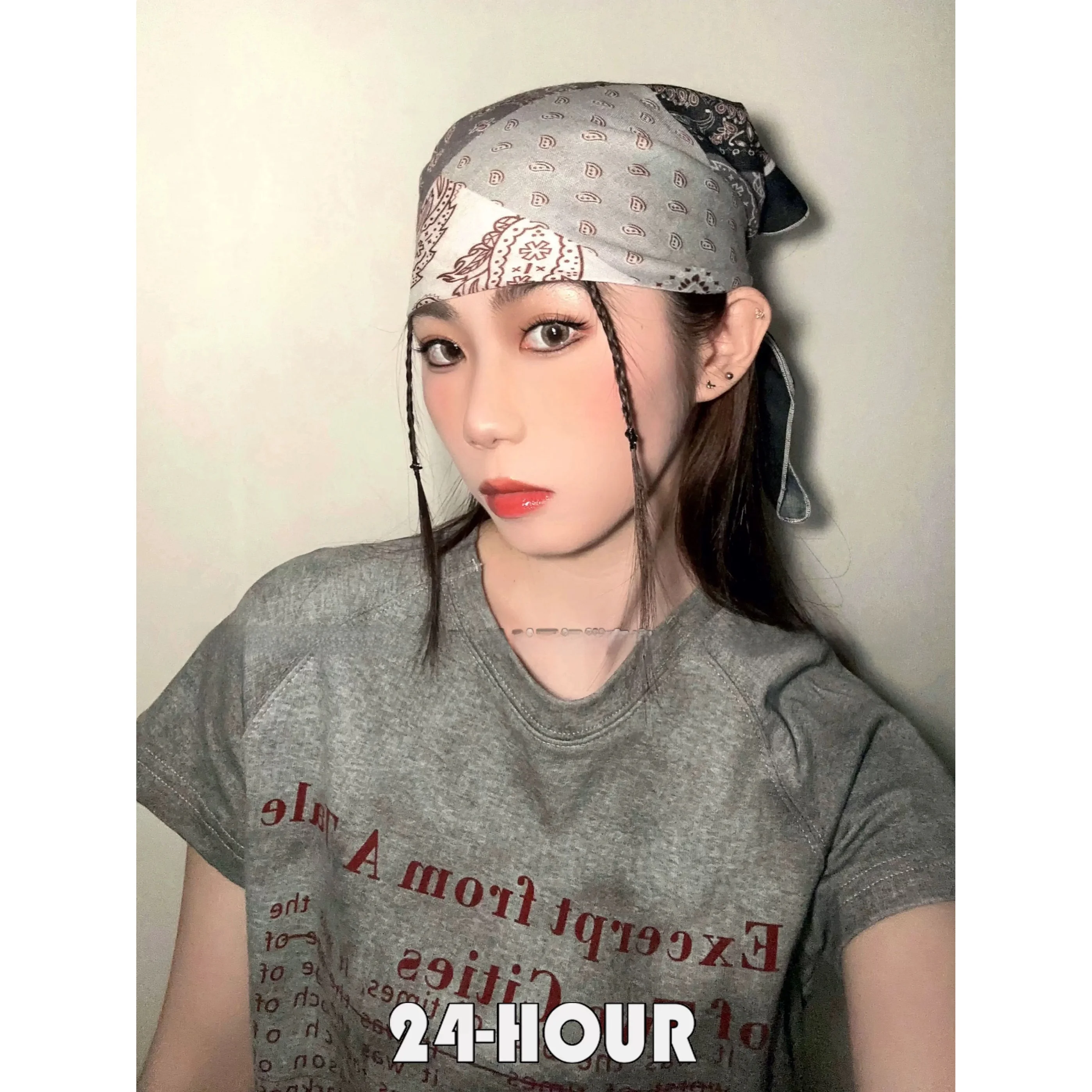 20代の流行りファッションで悩んでいるなら、このウエストバンダナが救いになる？