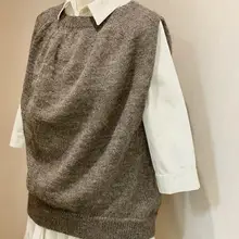 シンプルでデザイン性の高い英国風ニットベストDIYキット【ウール糸使用・手編み材料】