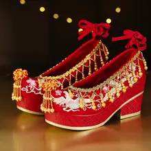 古風な龍と鳳の刺繍が施された中式婚礼用シューズ【高ヒール・華やかなデザイン】