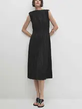 優雅な黒のノースリーブプリーツワンピース【春夏用・フレンチスタイル】