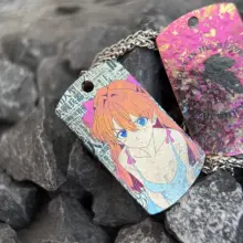 アスカデザインのチタン合金ネックレス【犬タグ型・氷晶模様・アニメスタイル・手作り・陽極処理】