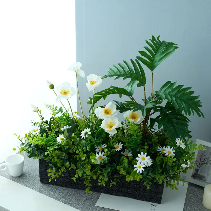 ほったらかしで毎年咲く花のプランターは、本当に手入れがいらないの？