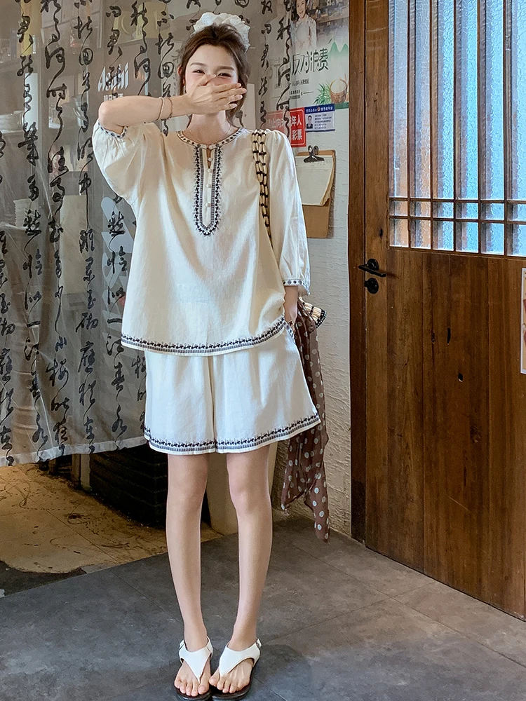 ボヘミアンファッションを楽しむには、まずは「どこで着るか」を決める？