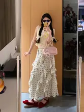 春にぴったり！ドット柄の半身スカート【小柄女性・海辺のリゾートスタイル】