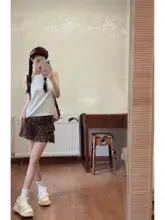 美式ビンテージ風フラワープリントブラウンプリーツミニスカート【カジュアルデザイン・女性用】