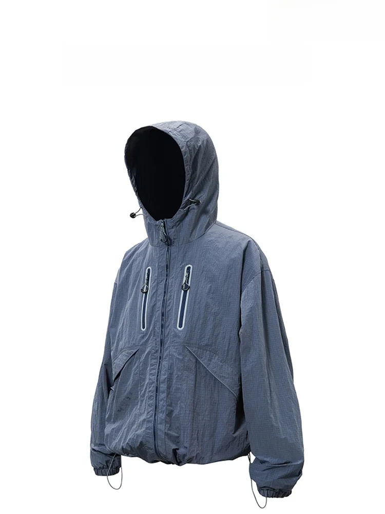 撥水マウンテンパーカー VISVIM DANNIE：秋のアウトドアシーンに最適な防水性能と軽量設計