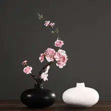 陶器製 ブラックホワイト フラワーヴェース 梅の花アレンジセット【シンプルインテリア・茶室・ダイニング用】