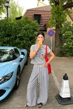 デザイン性が光るストライプ柄ワイドパンツ【夏用・ゆったりシルエット・ウエストゴム】
