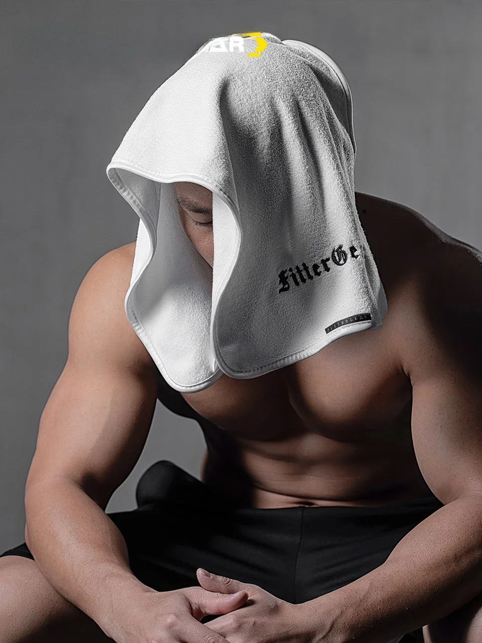フィットネス用汗拭きタオル FitterGear 白いモデルの実用性と使い方