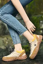 男女兼用 アウトドア登山靴【防滑・通気性・防水・軽量・クッション性あり】