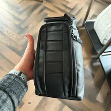 Db 黒色アウトドア洗面用バッグ【Huggerシリーズ・収納力抜群・スキー用】