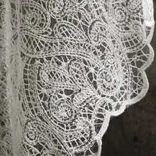 米白色レース花柄透かし模様メッシュ生地【刺繍・ハンドメイドDIY用】
