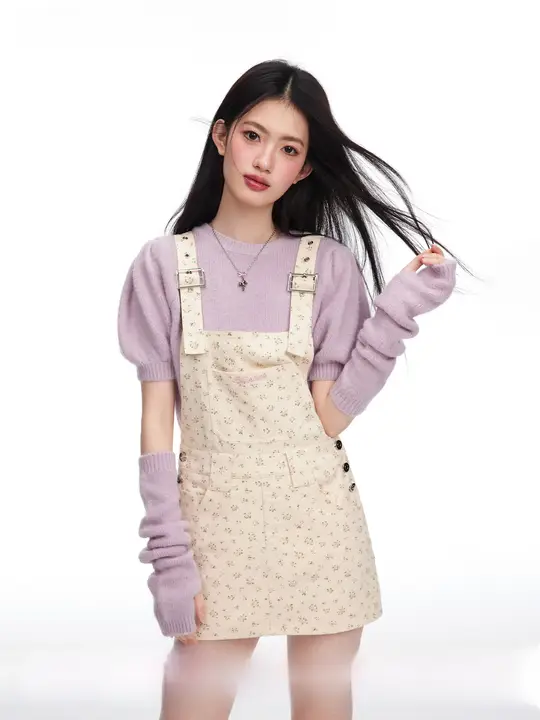 フラワープリントのキャミソールワンピース【軽やかさ・ビスチェタイプ・大人可愛い】
（セットアップ対応）