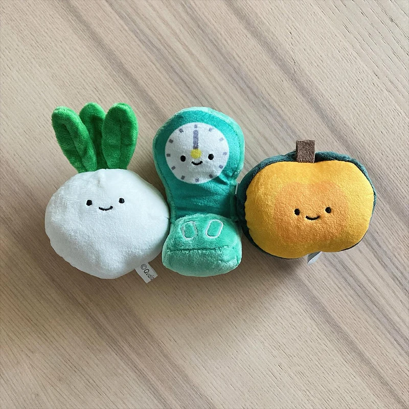 野菜デザインのぬいぐるみキーホルダー：ラディッシュ・カボチャ・キュウリ・エダマメの実用性と素材特性