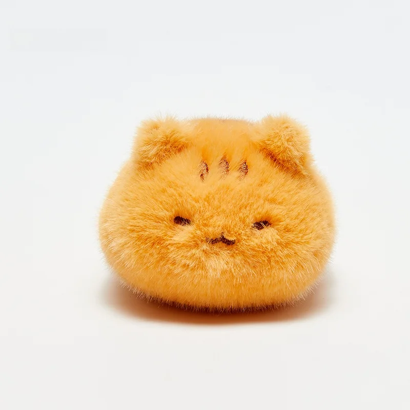 かわいい年糕型ミニぬいぐるみ：趣味的なデザインとソフトな触感が特徴