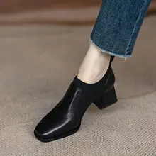 春秋用 中ヒールのレディースシューズ【柔らかい羊革・編み上げデザイン・スクエアトゥ】