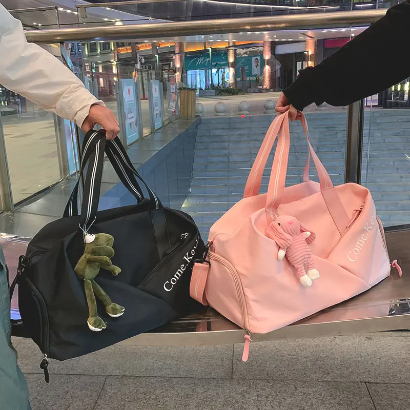 40リットル ザックは旅行やオフィスでどのように活用できるか