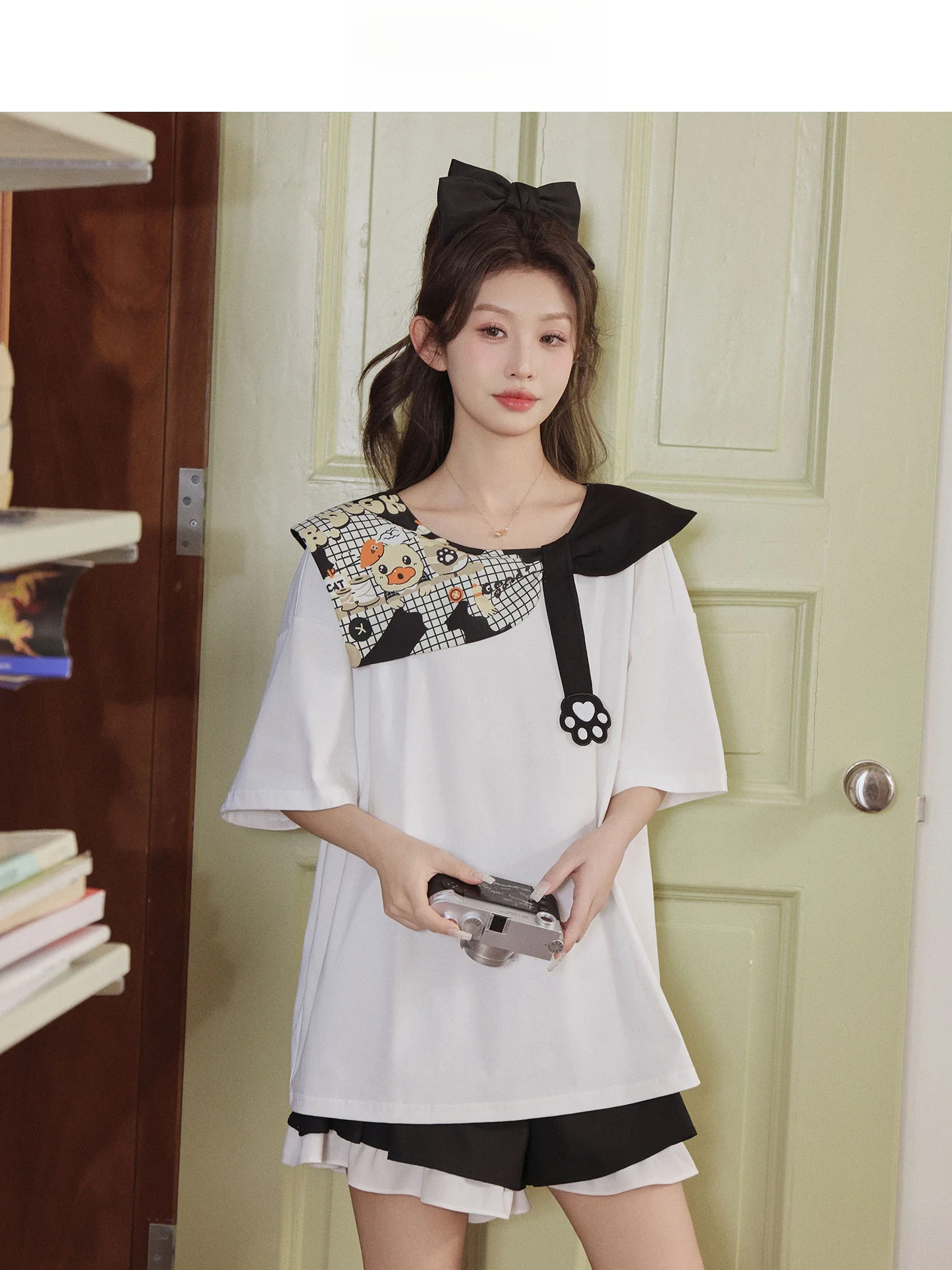 リメイクTシャツをワンピースに変える方法は？黒のポロ襟に猫のアップリケが可愛い夏のアイテムとは？