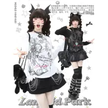キャラクター柄のフィット感ある長袖Tシャツ【秋用・短丈・女性用】