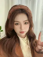 レトロなツイストヘアバンド【高い位置にフィット・おしゃれな髪飾り】
