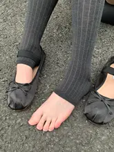 美脚効果抜群！履き心地の良い半包みソックス