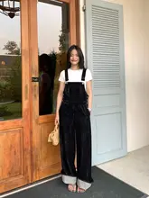 ブラックコーデュロイサロペットパンツ【カジュアル・ルーズフィット・フレアパンツ】（ セットアップ対応）