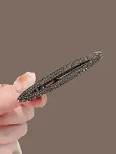 黒色スワロフスキー付き雲朵型ヘアクリップ【前髪用・サイドクリップ】