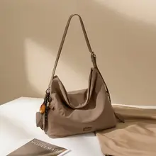ファッション女性用トートバッグ【大容量・通勤・肩掛け・ショルダーバッグ】