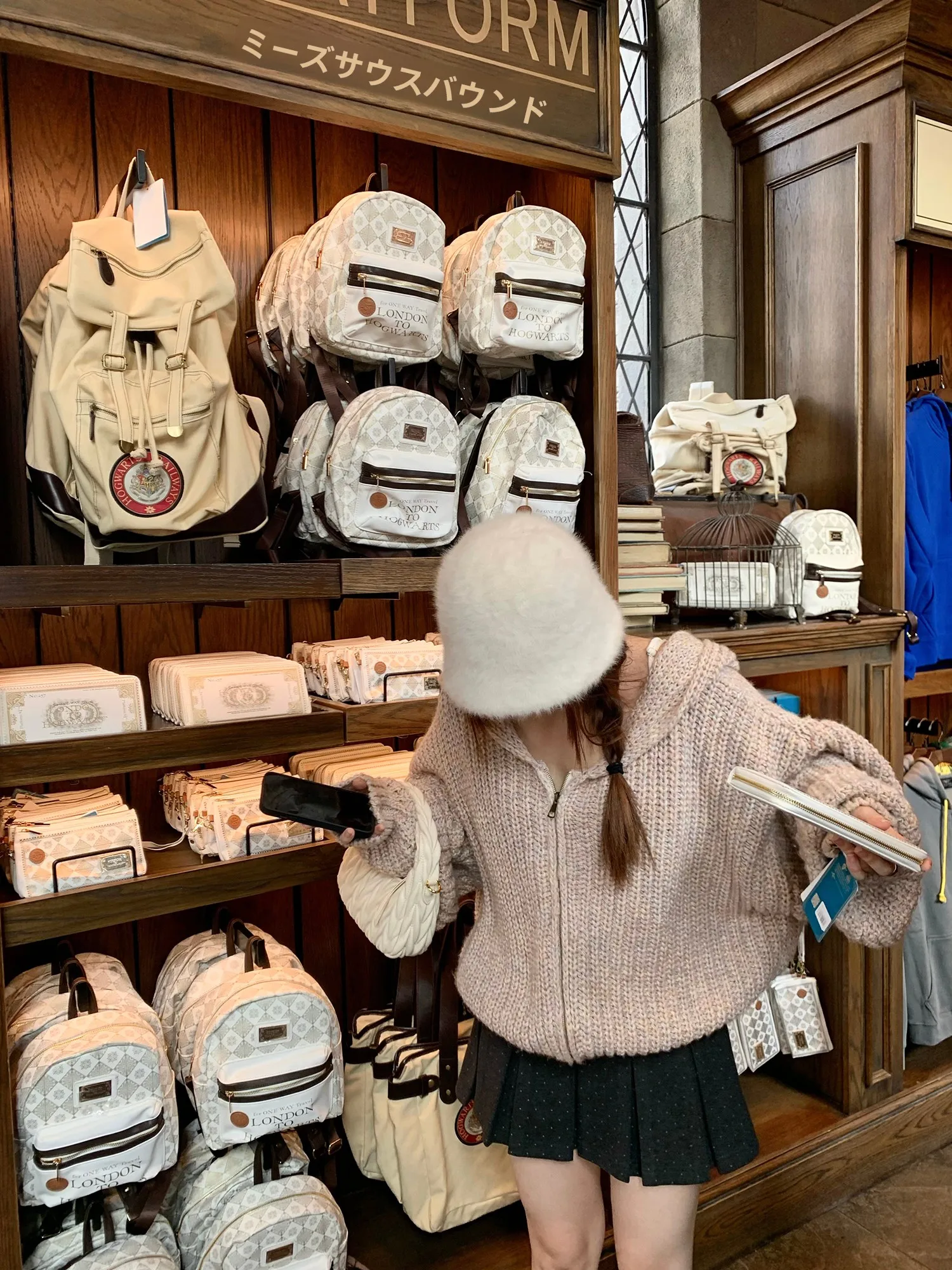30代の冬に着たいオーバーコートは？ブロスンやダウンコートより、このニットコートが実は最適な理由とは？