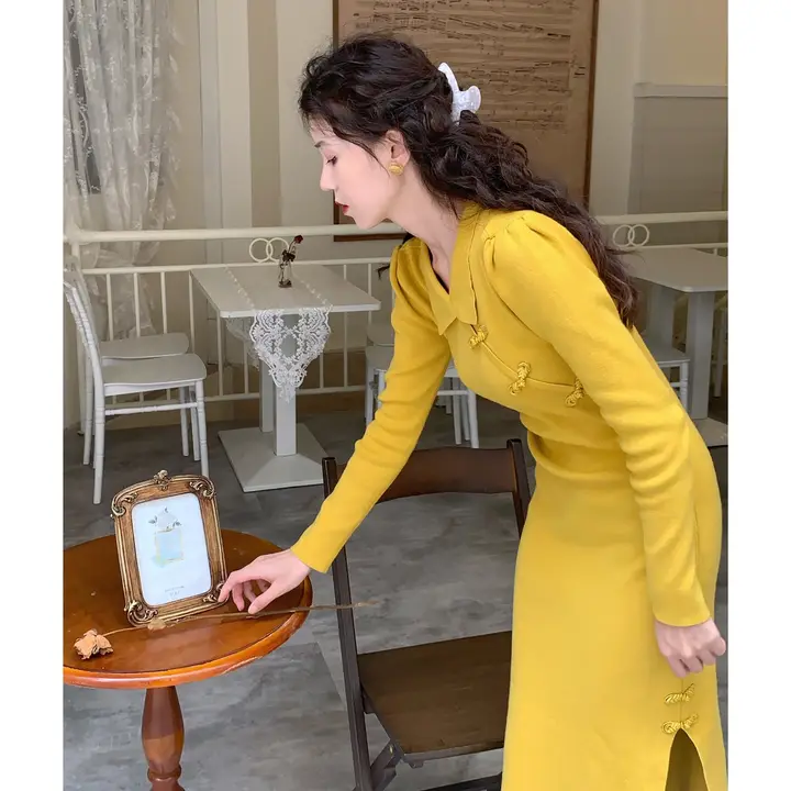 レトロな柔らかさ！ニットワンピース【改良チャイナドレス風・長袖・秋用】