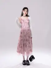 流れる立体美学！山莓色の乱れプリーツレイヤーキャミワンピース