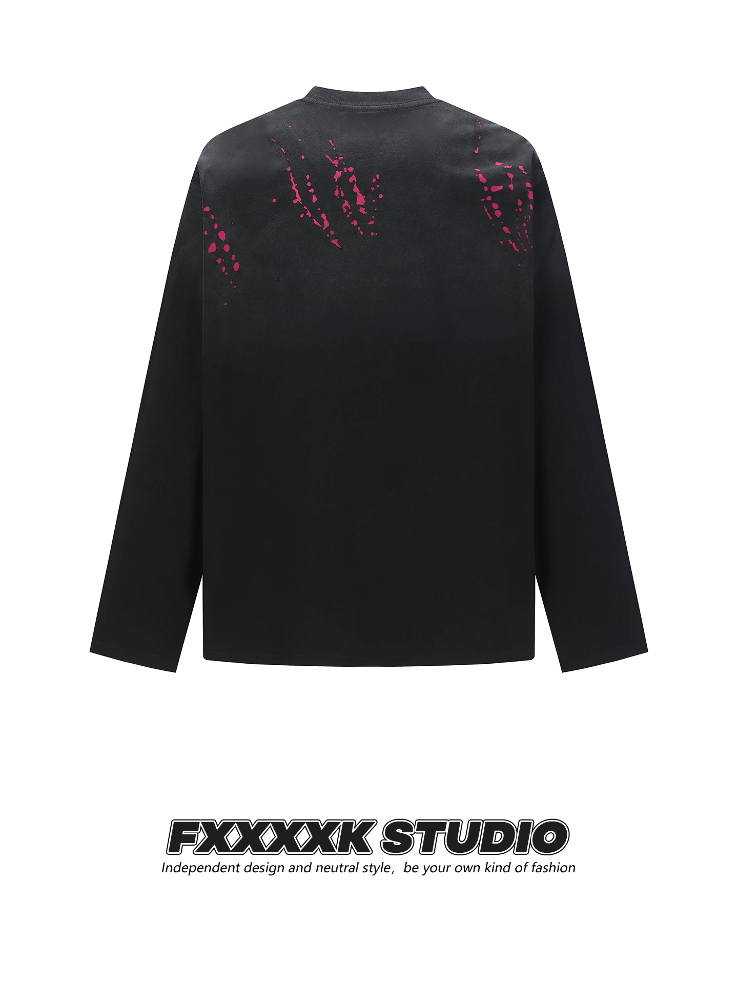デザイン性のあるコットン製短袖Tシャツ：ヒップホップスタイルのダメージ加工と皺感を実現