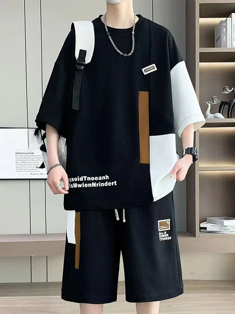 夏のカジュアルスタイルに欠かせない「メッシュTシャツ」は、どう選ぶ？