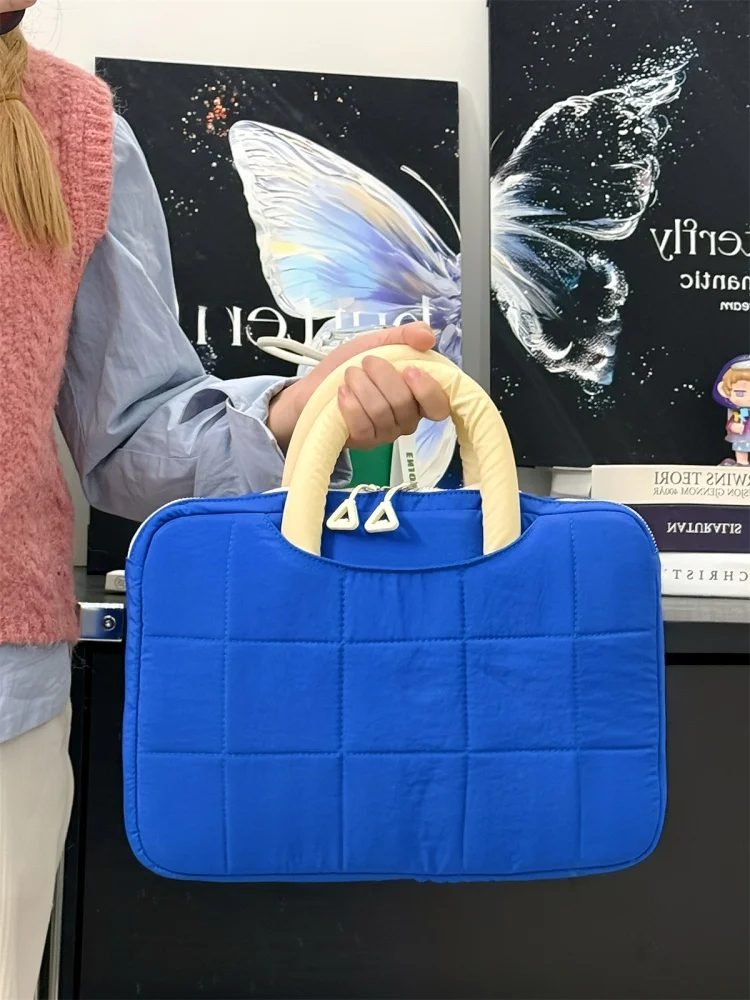 チェック柄 iPadプロ用 ハンドヘルドケース：ノートパソコン保護と収納の実用性を検証