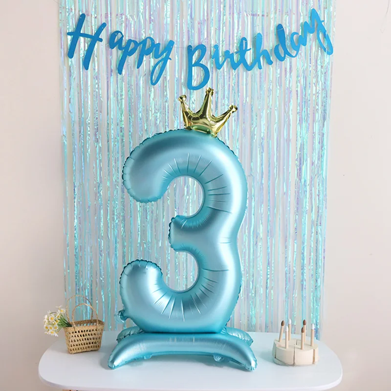 ピンクの王冠付きアルミ風船数字装飾【誕生日用・女の子・シーン設営】