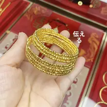 真金風のシルバーアクセントビーズブレスレット【エラスティック・メモリー・キラキラデザイン】