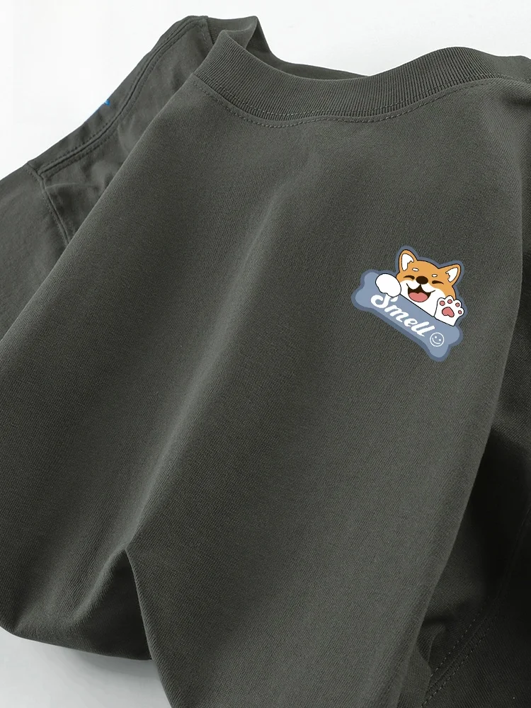 通勤に合うTシャツはどんなもの？Jeanswestのコットン半袖Tシャツが解決するリアルな悩み